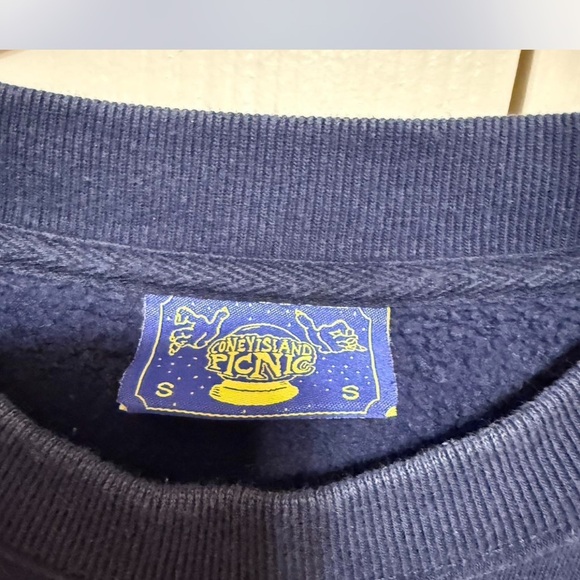 Pacsun St. Moritz Sweatshirt – Size Small - Picture 2 of 2